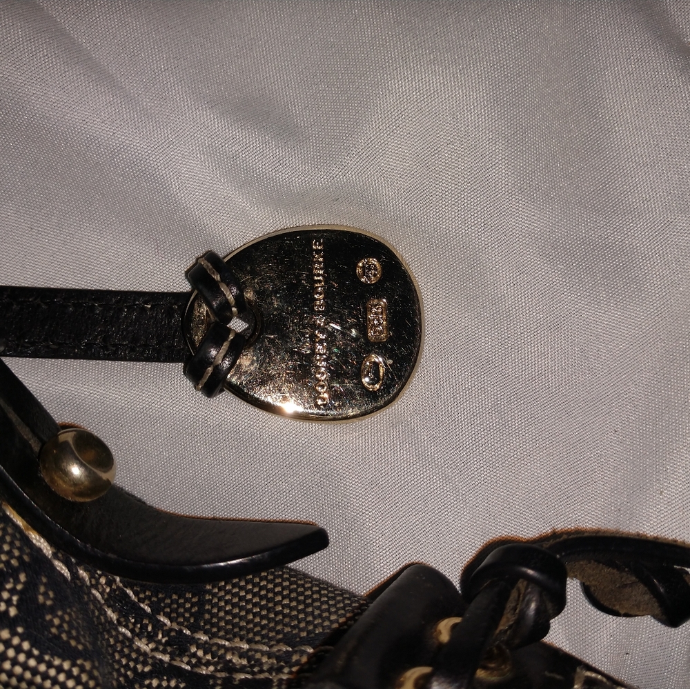 Dooney&bourke - Picture 8 of 8